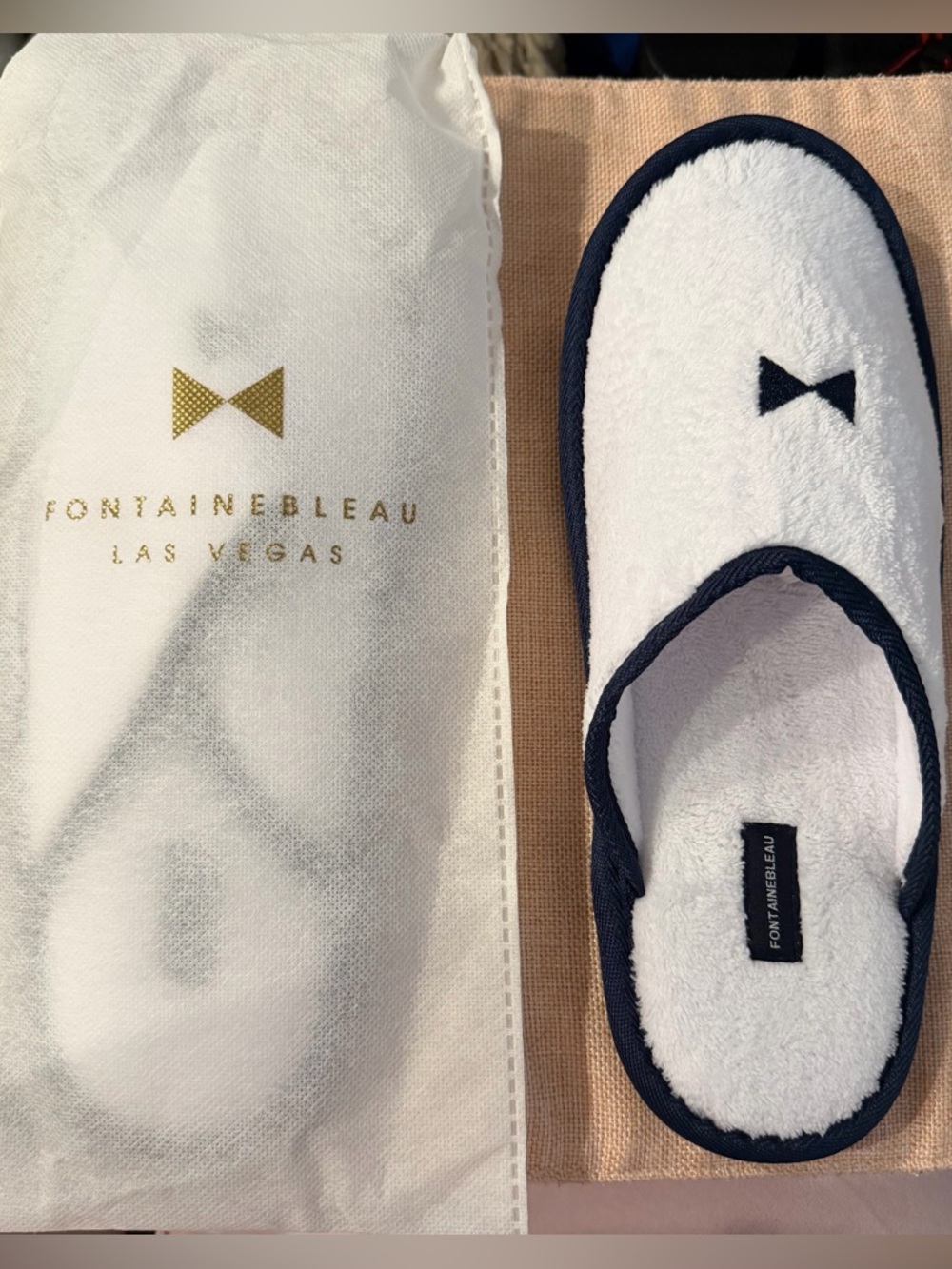Fontainebleau Las Vegas White & Navy Hotel Slippers